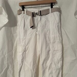 Calvin Klein Women's White Cargo Capri's with belt Size 5